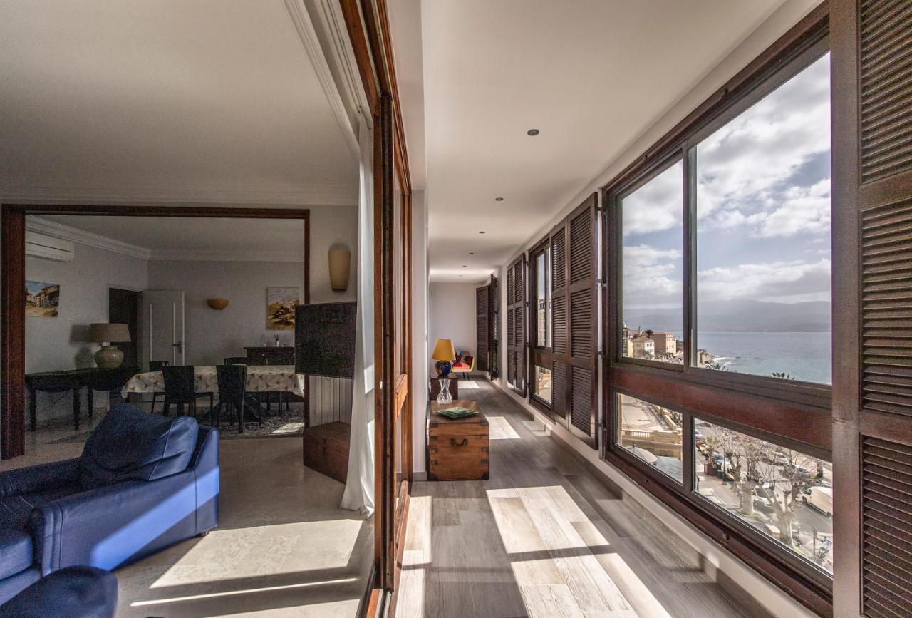 Appartement Front De Mer Hyper Centre 阿雅克肖 外观 照片